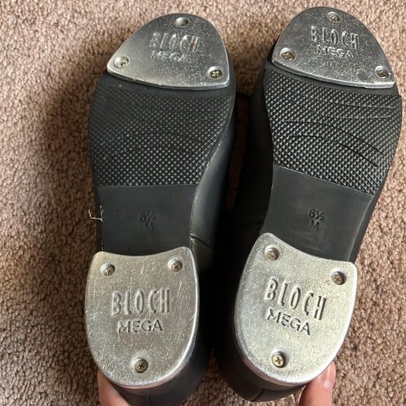 Bloch Girls Tap Shoes - Picture 2 of 6